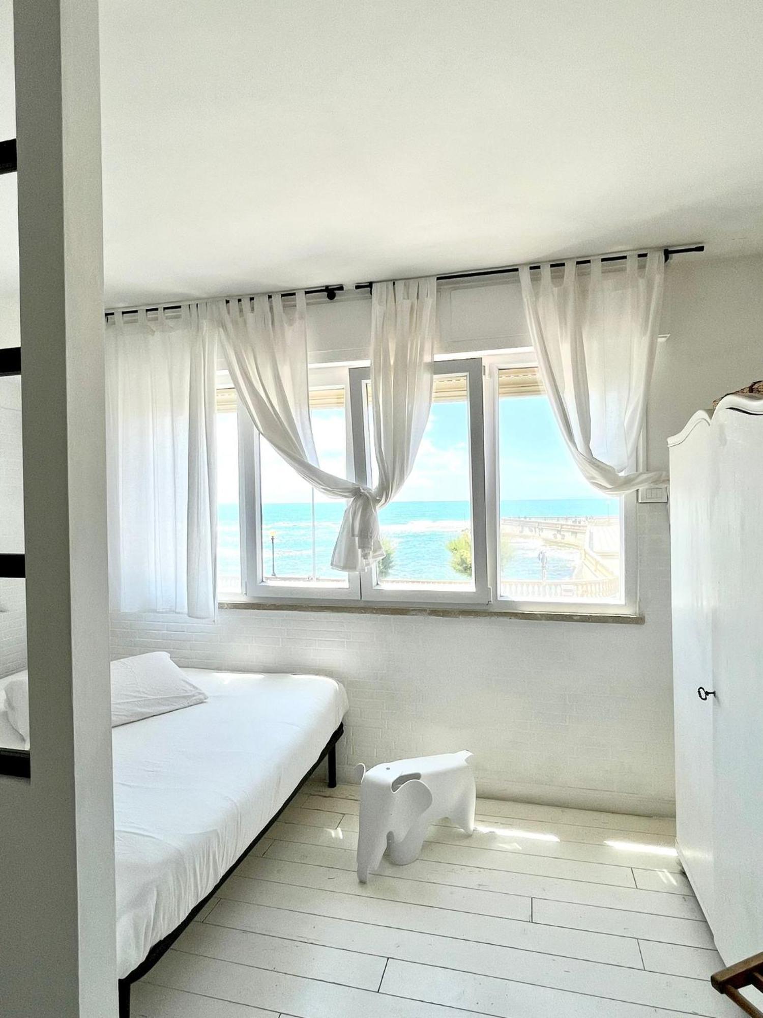 Sunset Loft Daire Livorno Oda fotoğraf